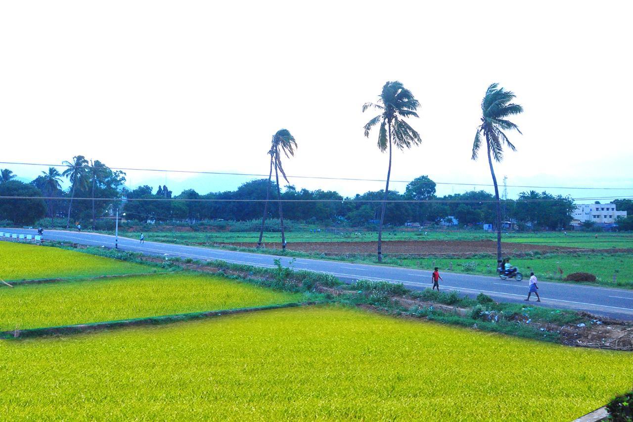 Sixth Star Inn Uttamapalaiyam Bagian luar foto